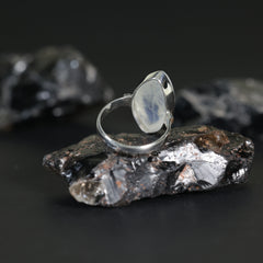 Mondstein-Silberring, weißer Regenbogen, handgefertigter Silberschmuck, Chakra-Schmuck, natürliche Edelsteine