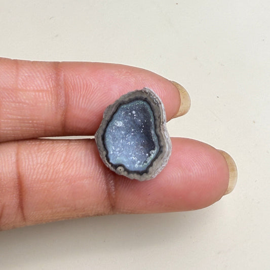Black Geode Druzy Slice 20–25mm Factory Wholesale | Natural Agate Stone Meena Design