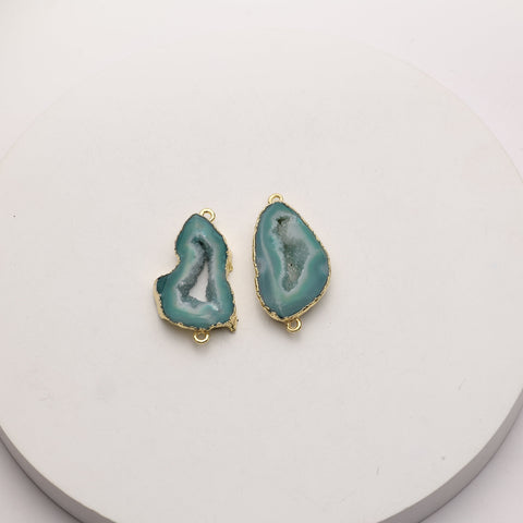 Small geode slice connector for delicate necklaces
