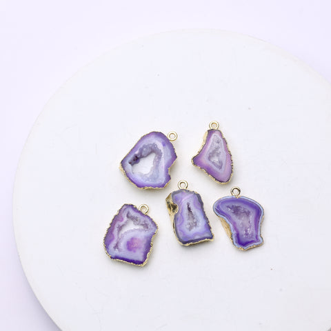 Polished geode slice pendant connector with shimmering druzy crystals