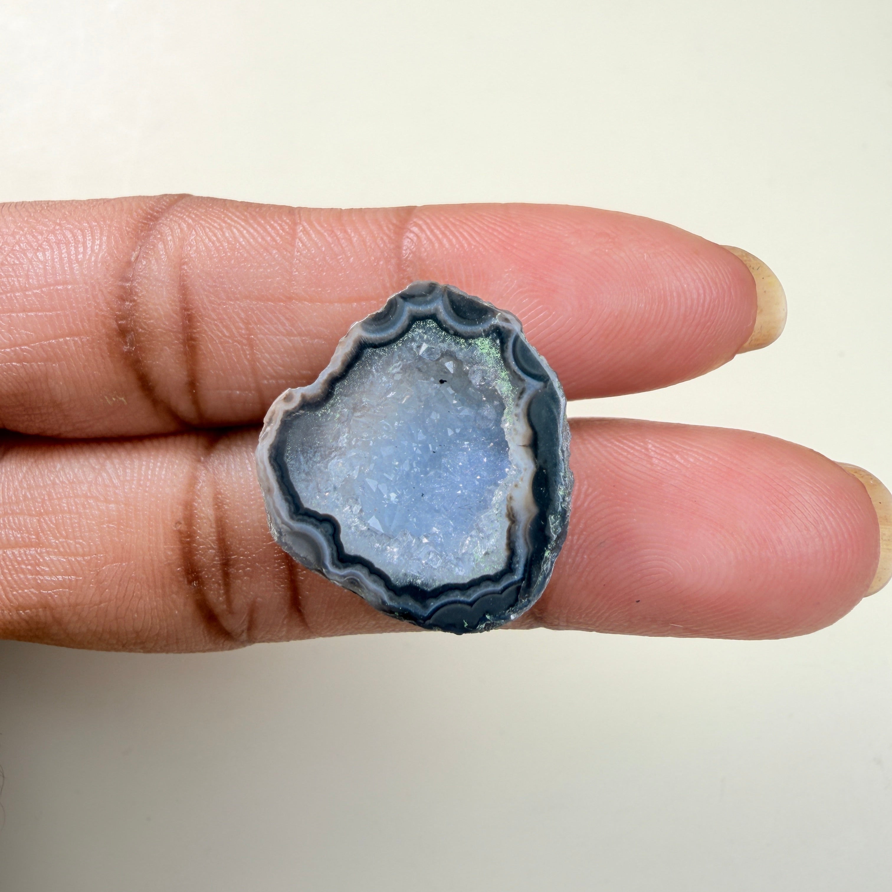 Black Geode Druzy Slice 20–25mm for Ring Making | Natural Agate Geode Gemstone | Wholesale Jewelry Supplies Meena Design