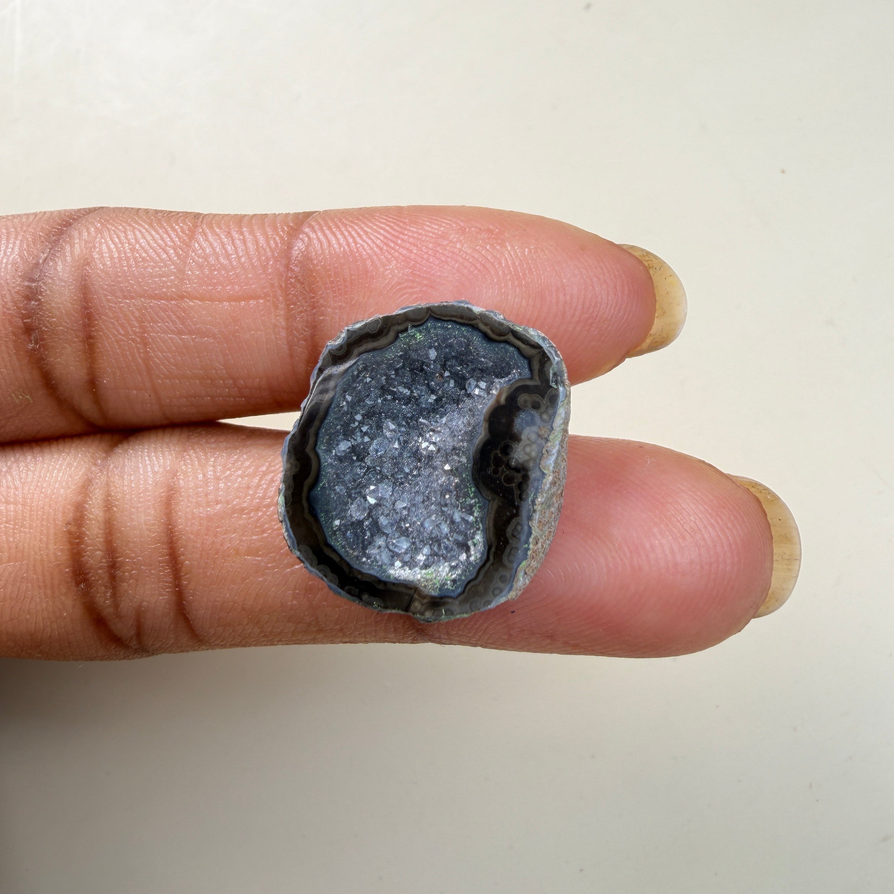 Black Druzy Geode Slice 20–25mm for Rings | Natural Agate Stone | Jewelry Making Wholesale Meena Design