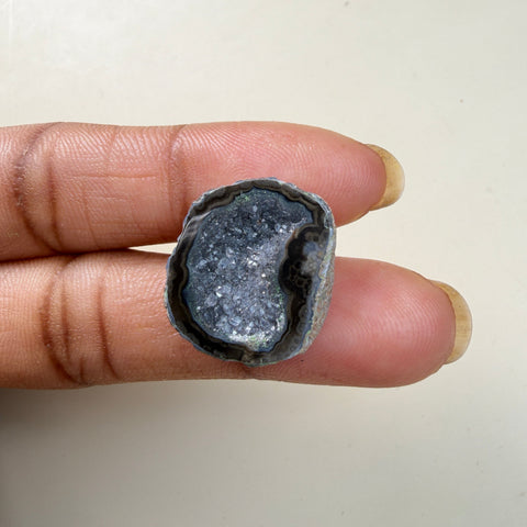 Black Druzy Geode Slice 20–25mm for Rings | Natural Agate Stone | Jewelry Making Wholesale Meena Design