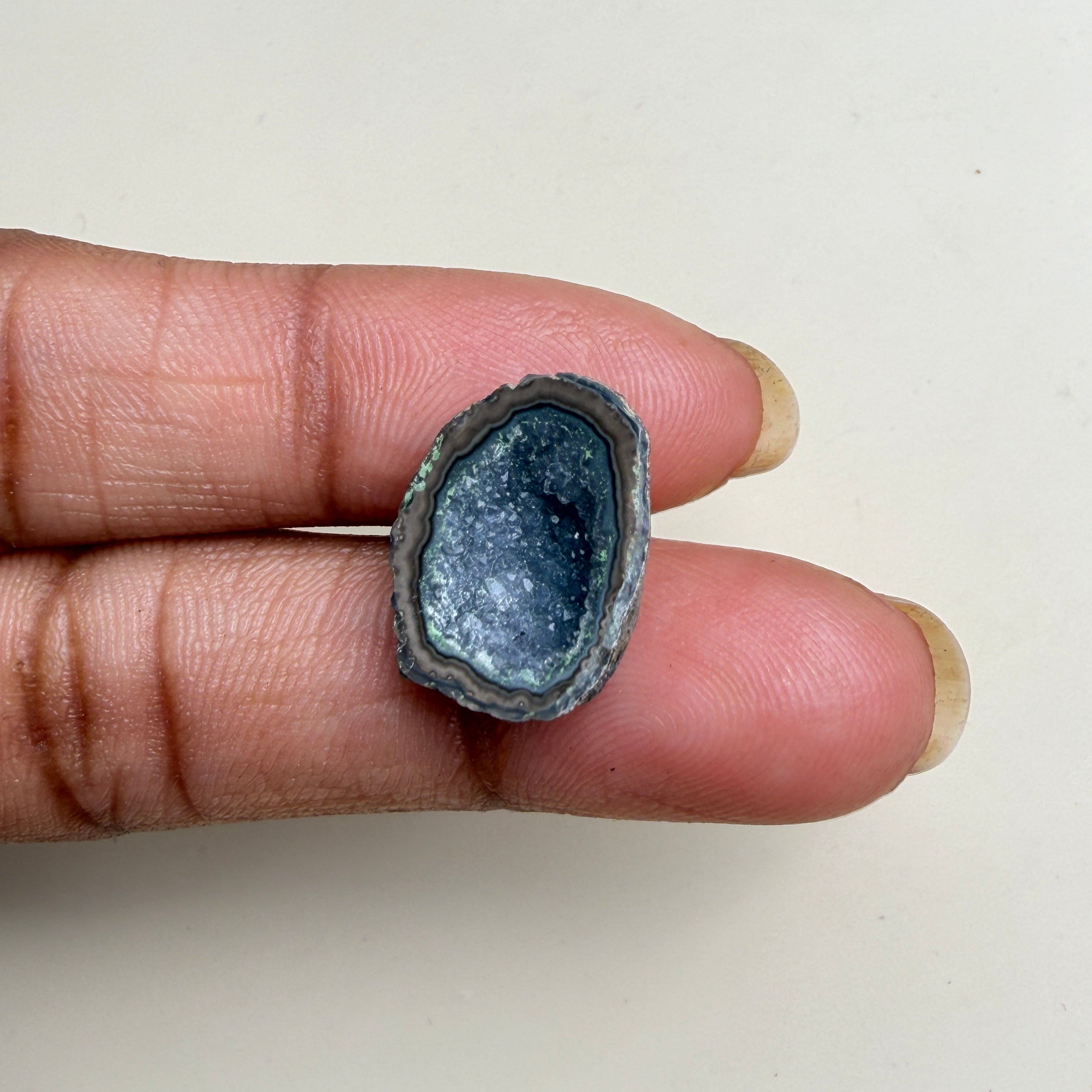 Organic Black Druzy Geode Slice 20–25mm | Natural Agate for Ring Making | Wholesale Meena Design
