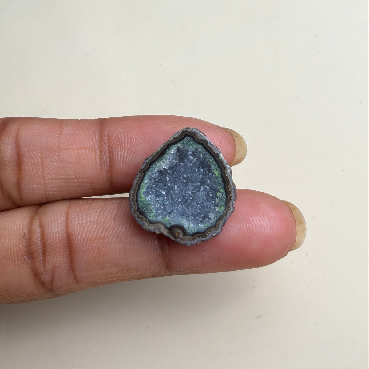 Black Geode Druzy Slice 20–25mm Wholesale | Natural Agate Gemstone Supply Meena Design