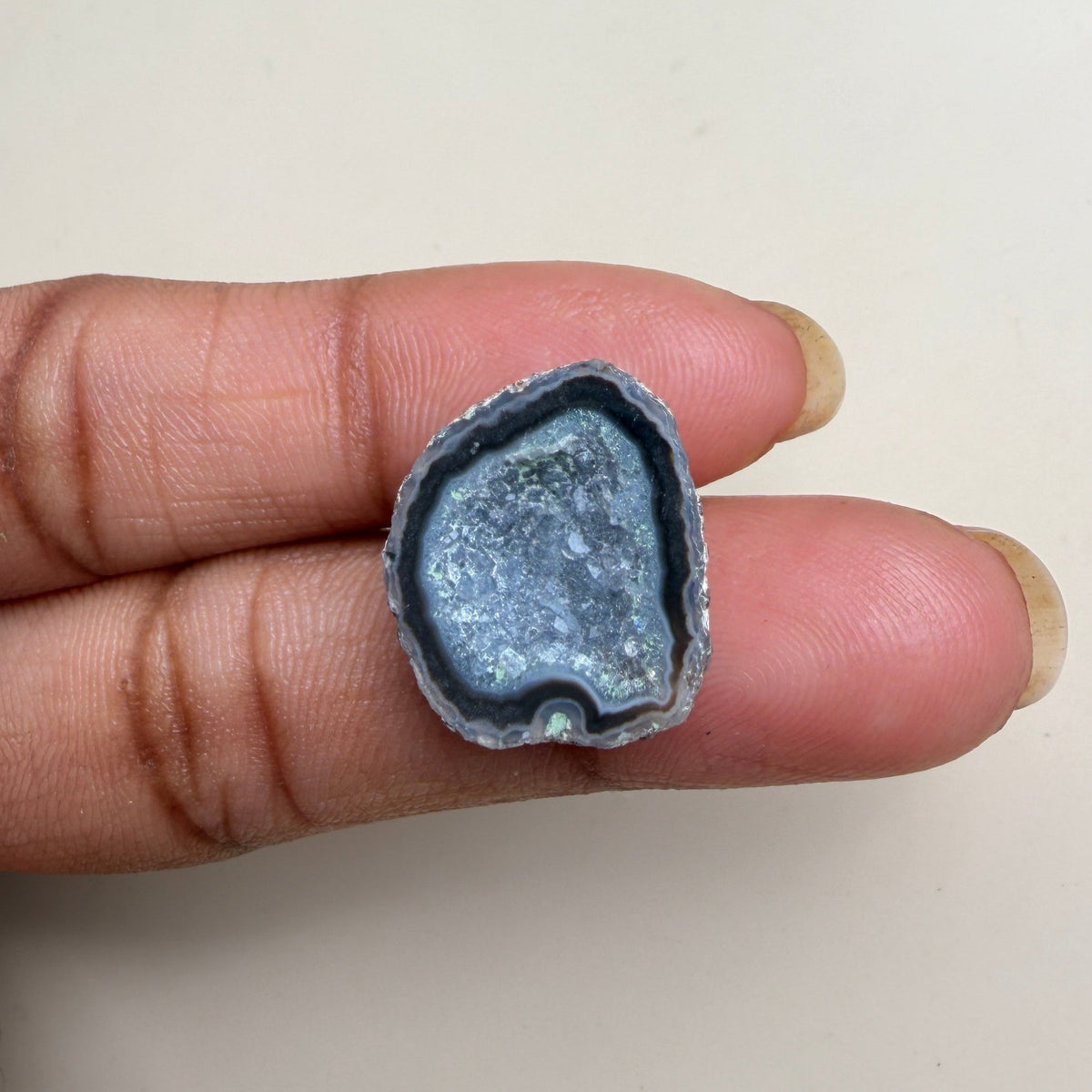 Natural Black Agate Druzy Geode 20–25mm | Wholesale Ring Making Stones Meena Design