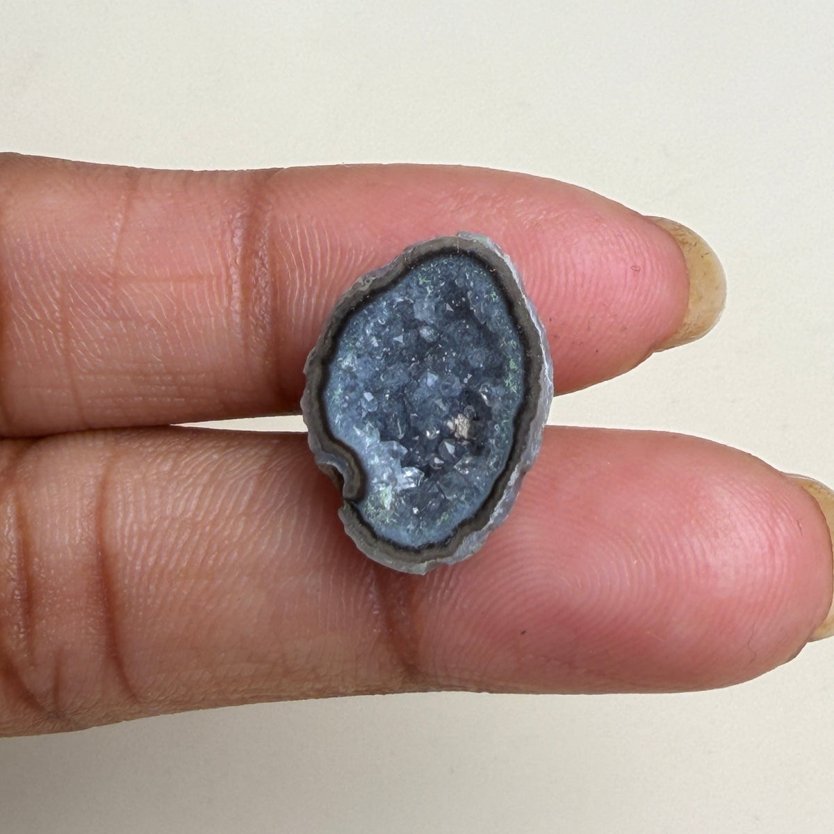 Natural Black Agate Geode Druzy 20–25mm | Ring Making Stone Wholesale Meena Design