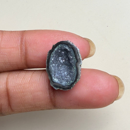 Black Agate Druzy Geode Slice 20–25mm | Natural Ring Making Gemstone Meena Design