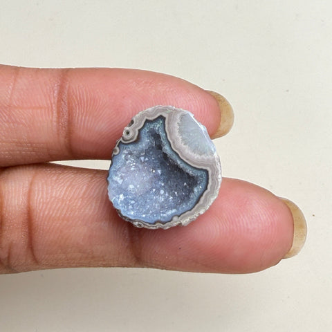 Wholesale Natural Black Agate Geode Druzy | 20–25mm Ring Making Stones Meena Design