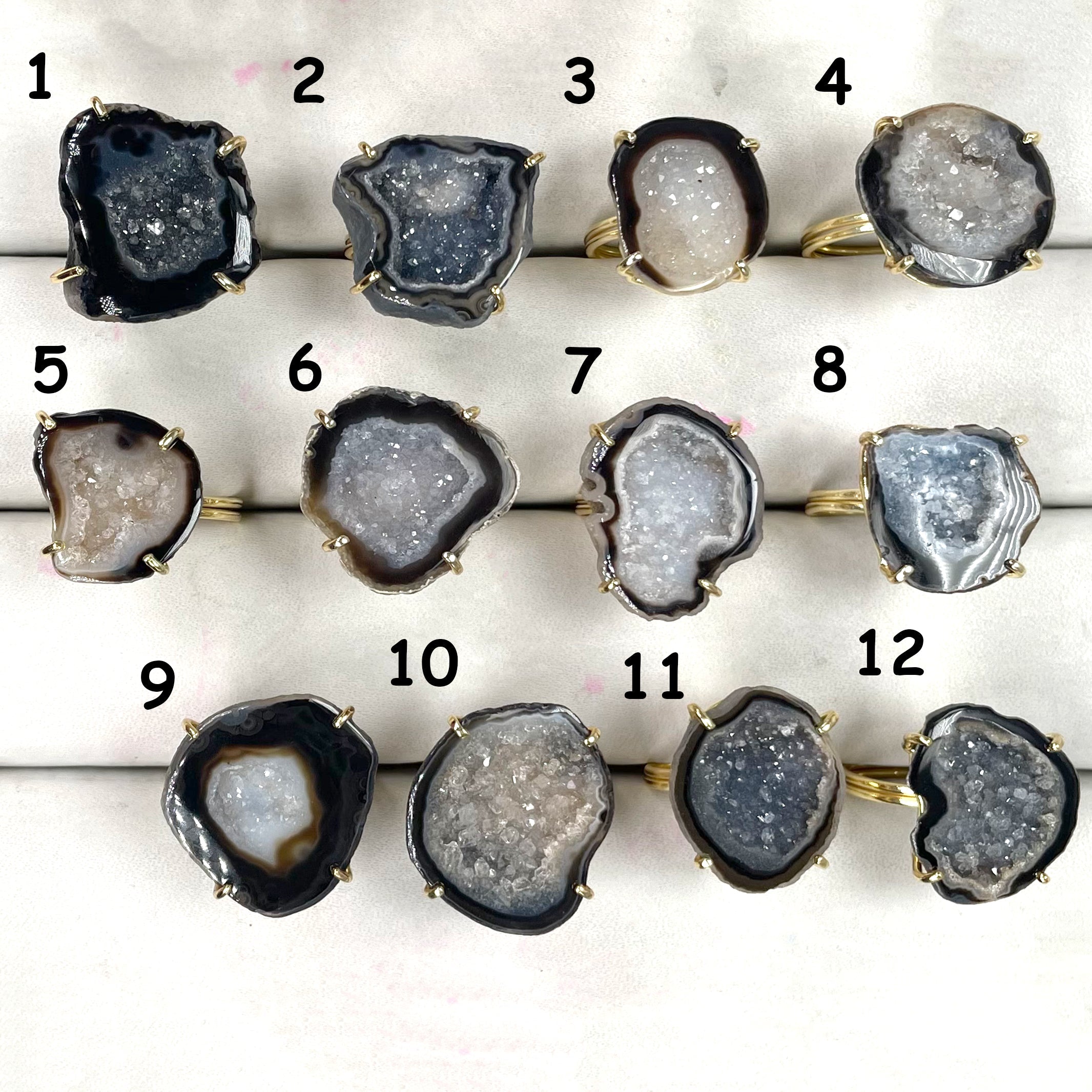 Rings by Selection Anokha Brass Gold Plated 15 - 25 MM Black My Store