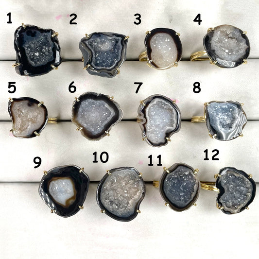 Rings by Selection Anokha Brass Gold Plated 15 - 25 MM Black My Store