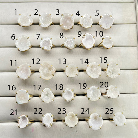 Rings by Selection Anokha Brass Gold Plated 15 - 20 MM White My Store