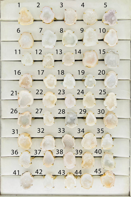 Rings by Selection Anokha Brass Gold Plated 20 - 30 MM White My Store