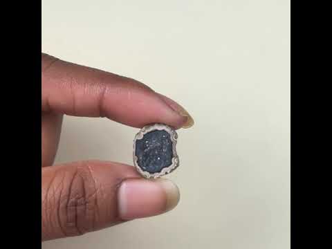 Wholesale Black Agate Geode Druzy 20–25mm | Raw Gemstone for Ring Manufacturing
