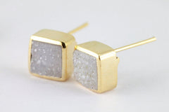 Dainty minmalistic agate druzy square studs gold / Silver 925 - Meena Design